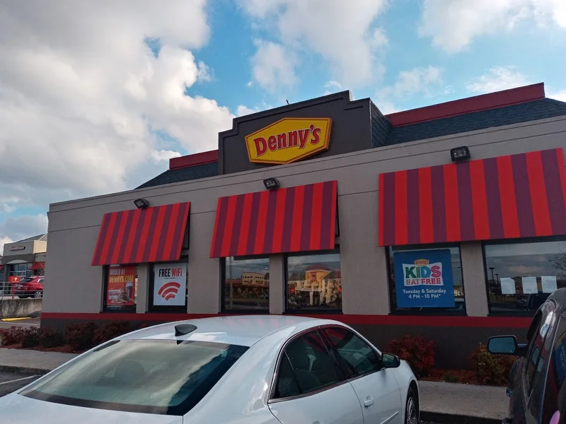 Denny's $620M Deal: What It Means